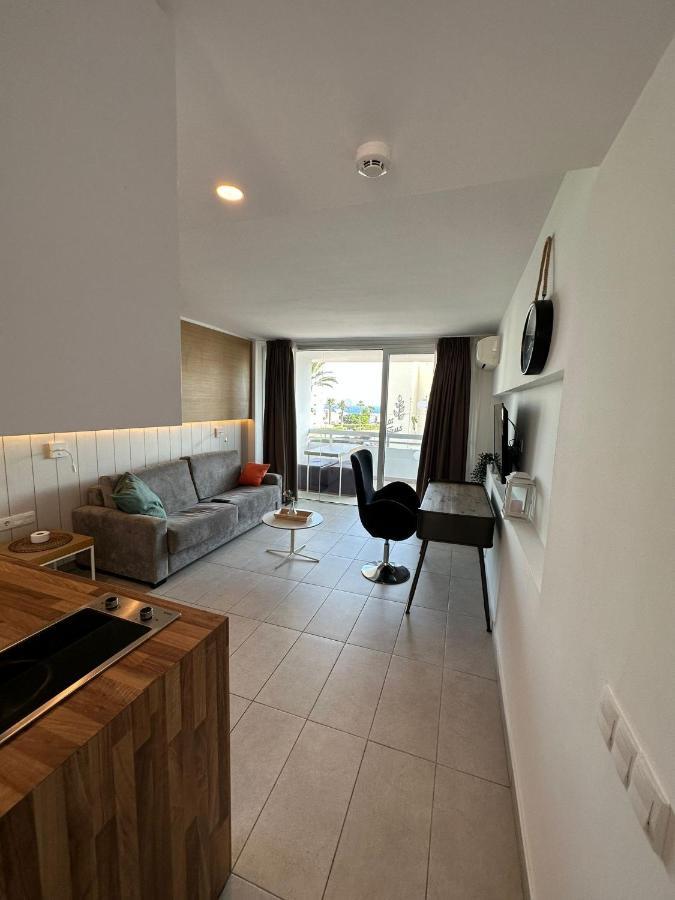 Maspalomas Apartamentos Vacacionales San Bartolome de Tirajana  Exterior photo